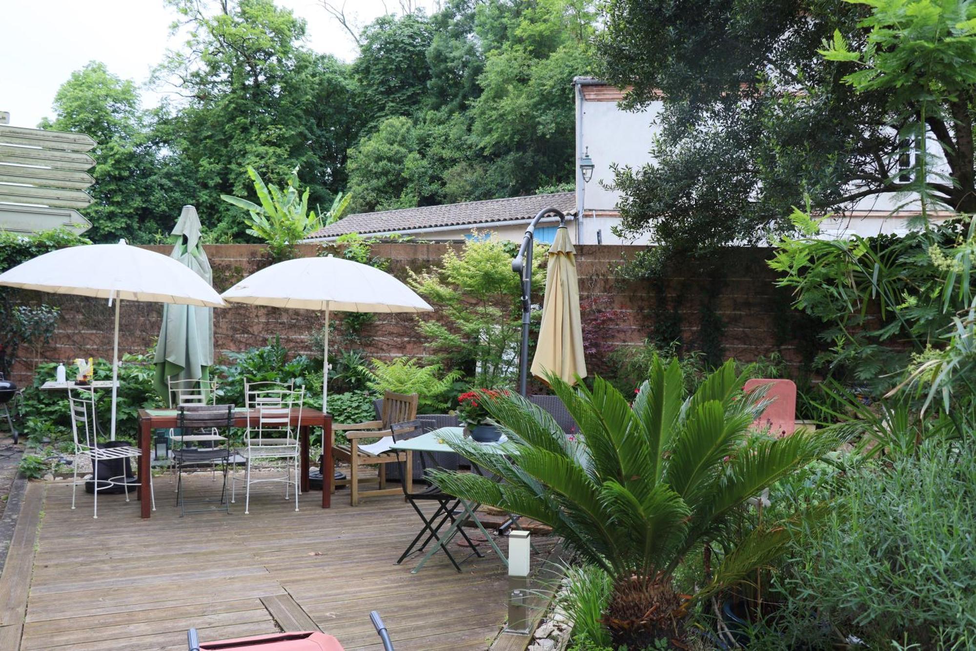 Au Jardin Bed & Breakfast Moissac Exterior foto