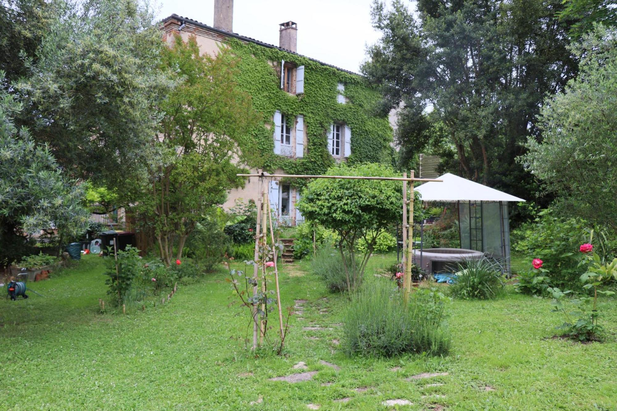 Au Jardin Bed & Breakfast Moissac Exterior foto